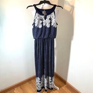 En Focus Studio Cute blue long dress size 4